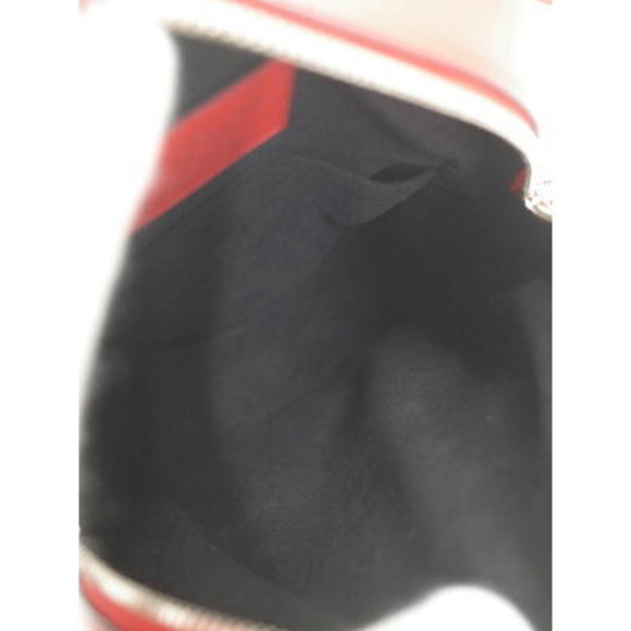 Louis Vuitton Epi Danube Shoulder Bag - Picture 3 of 8